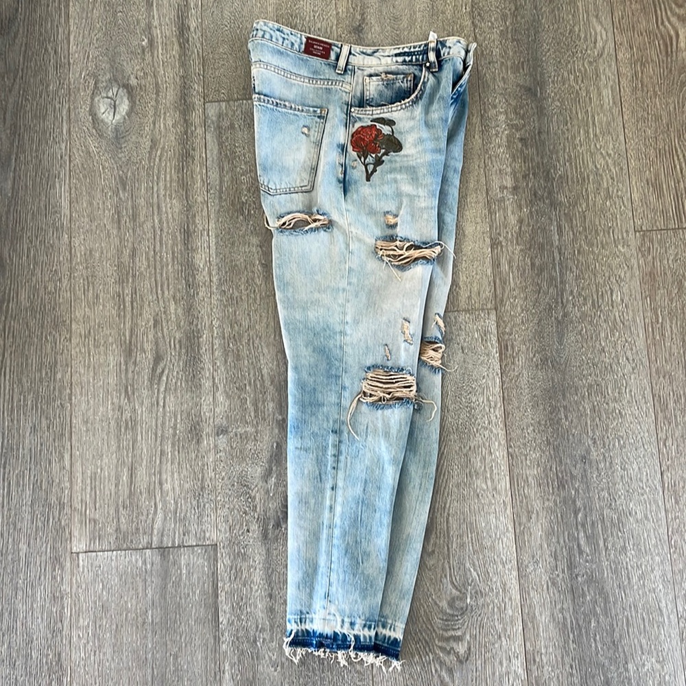Fabulous high rise Italian denim by Silvia’s Heach